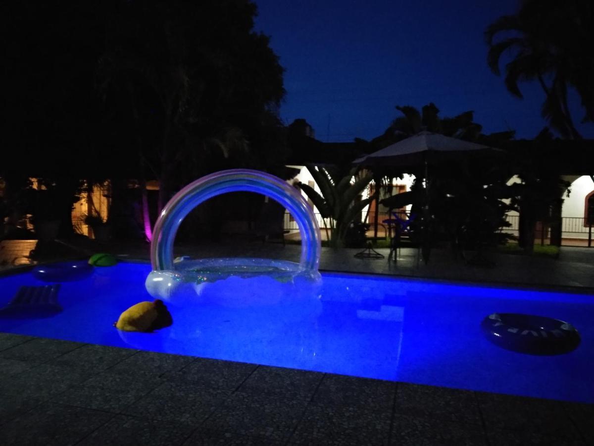Hotel Henry Bacalar Bagian luar foto