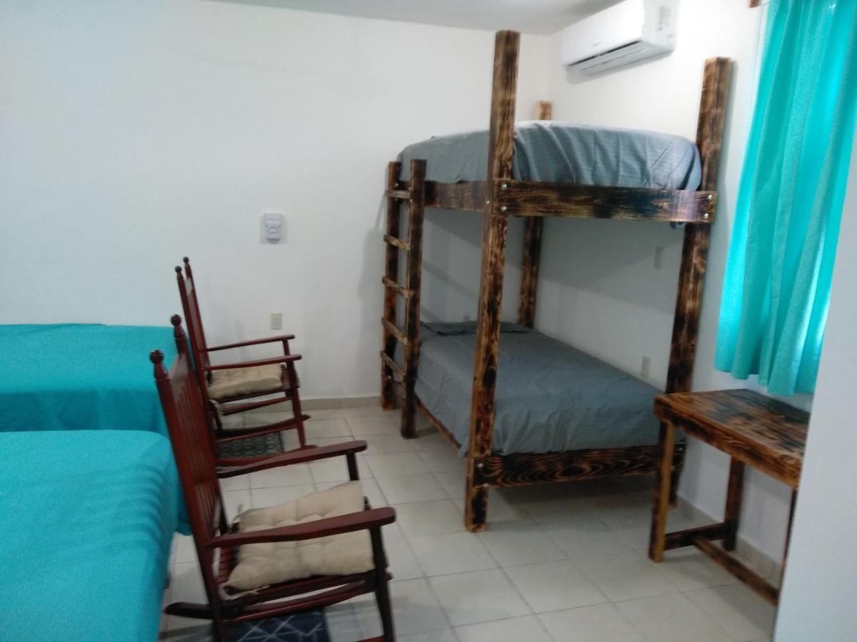 Hotel Henry Bacalar Bagian luar foto
