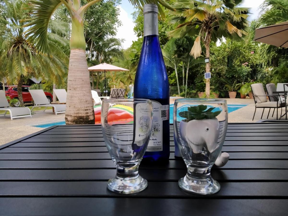 Hotel Henry Bacalar Bagian luar foto