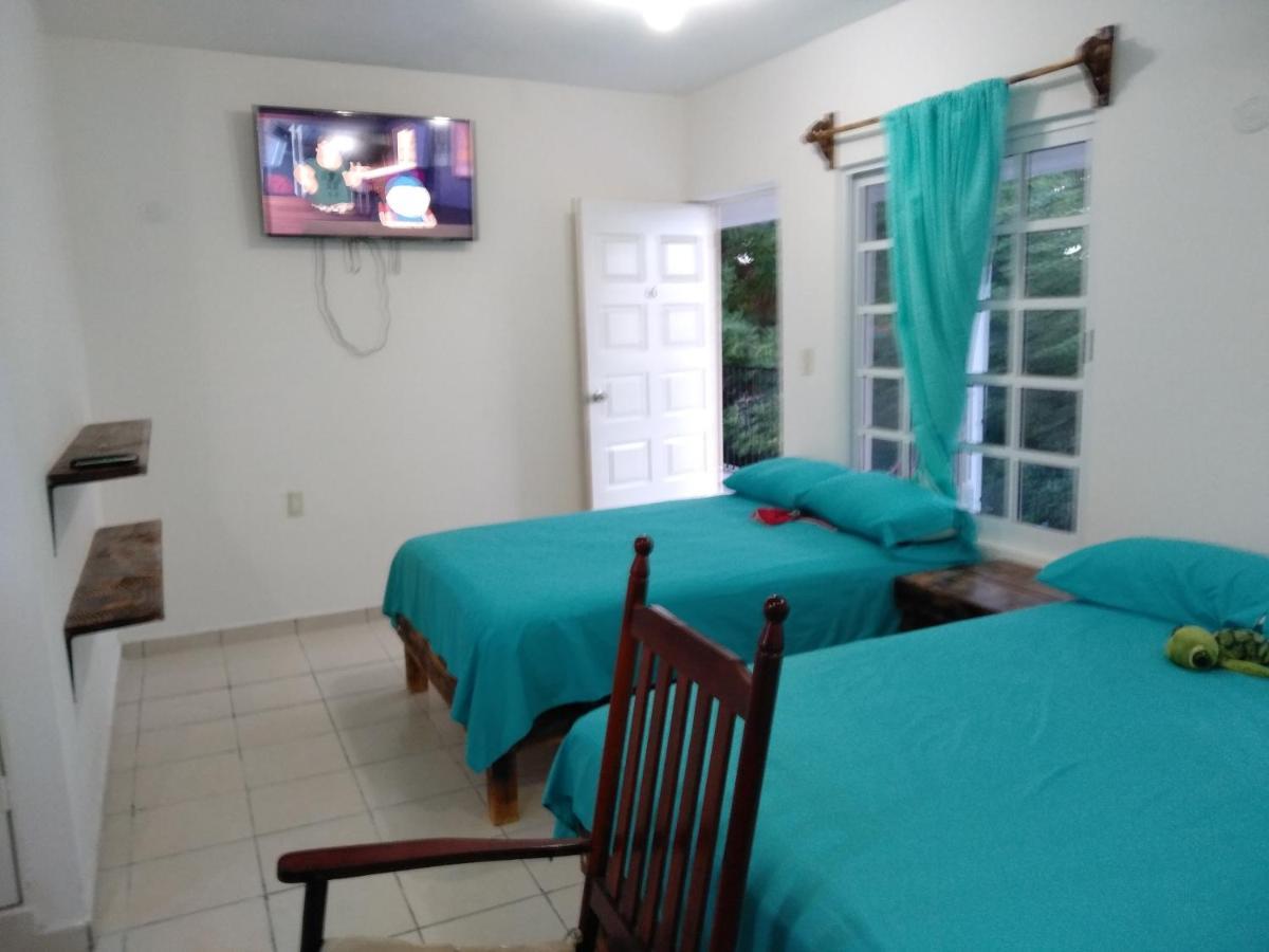 Hotel Henry Bacalar Bagian luar foto